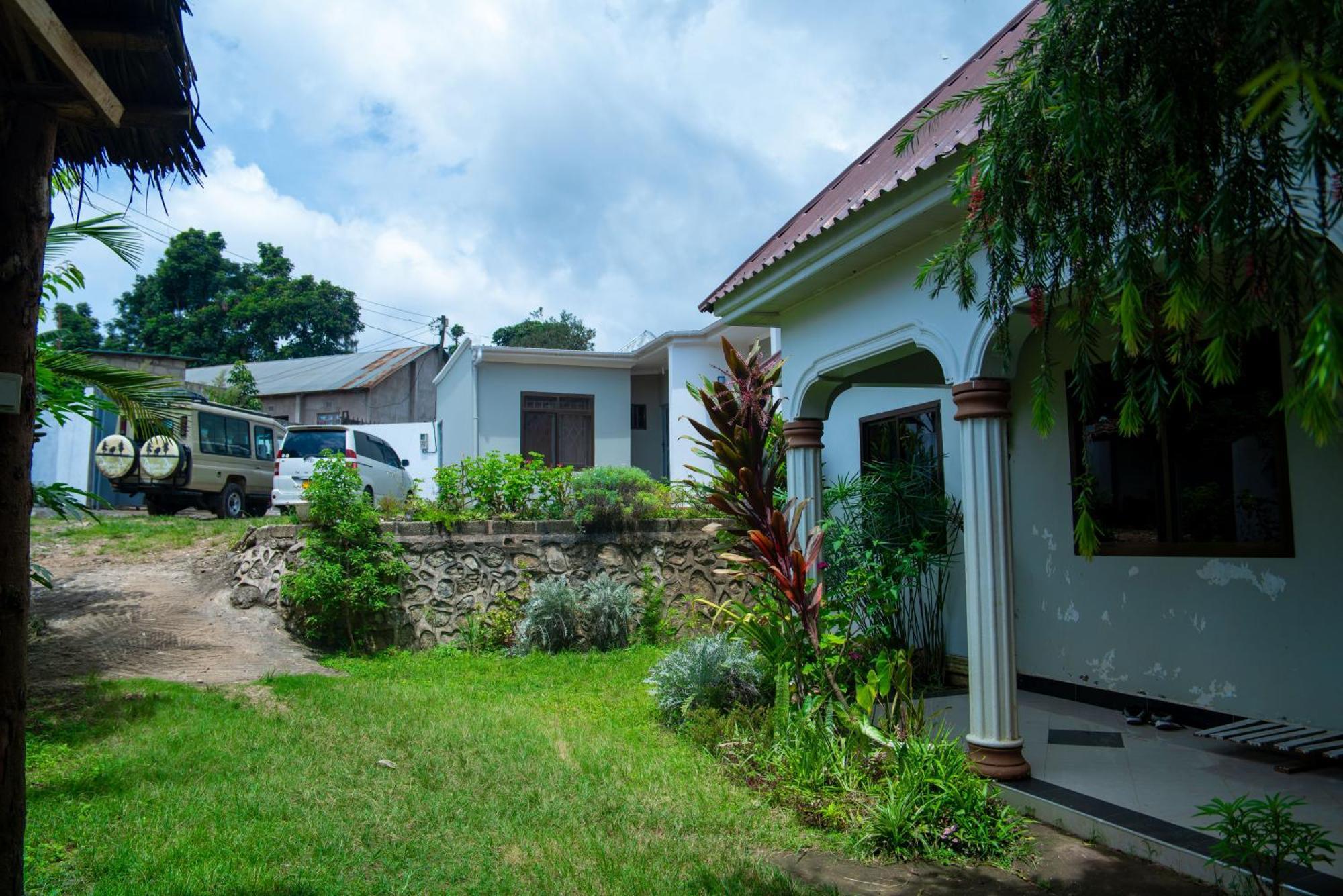 New Dream House Bed & Breakfast Arusha Dış mekan fotoğraf